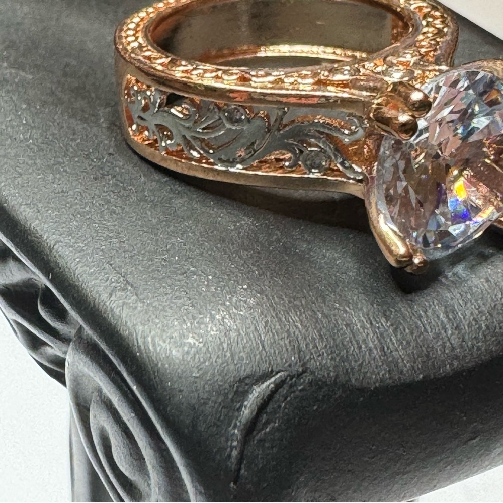 NWT Rose Gold Solitaire Band - Picture 10 of 16